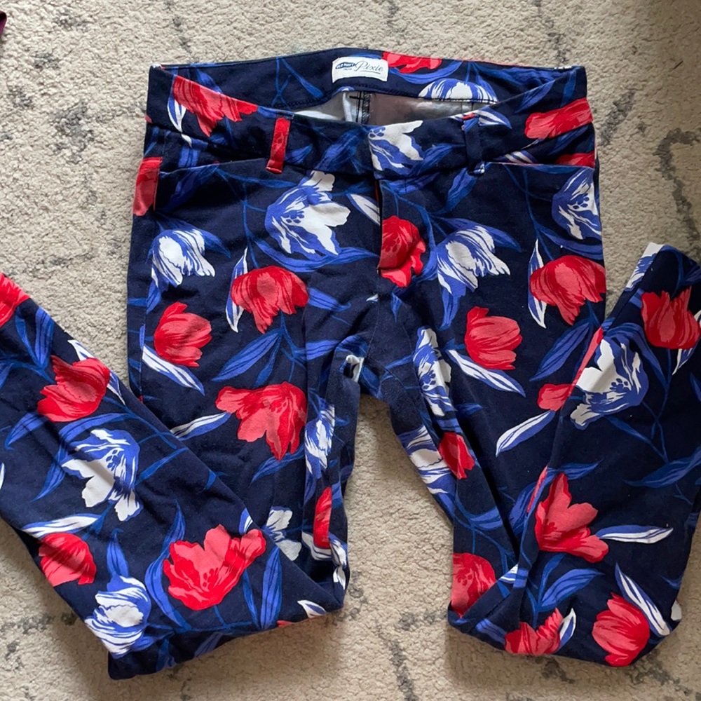 Old navy pixie pants, petite